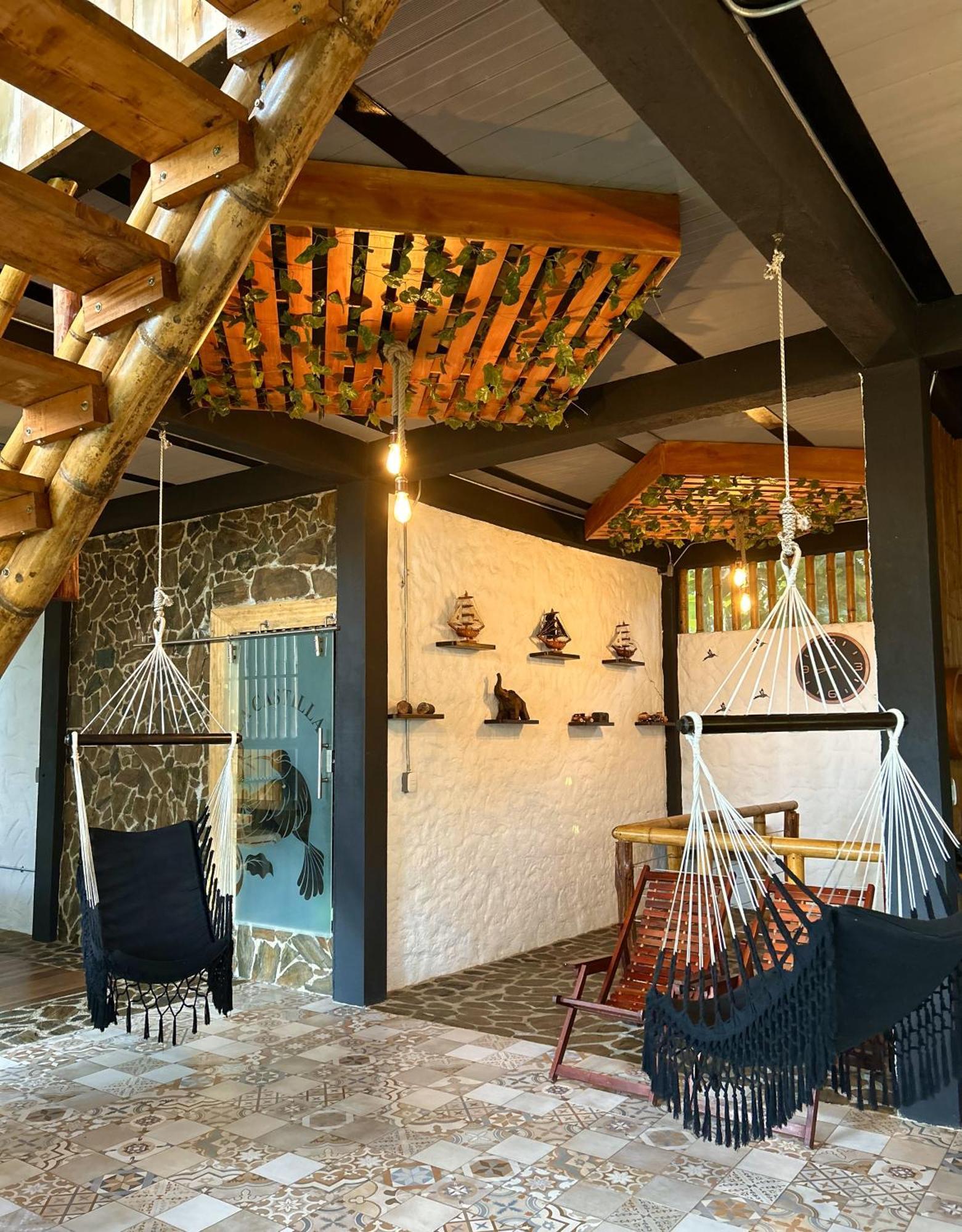 La Veranda Hotel & Restaurant Минка Экстерьер фото